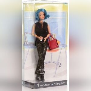 Barbie Production Assistant Melody Modern Circle NRFB